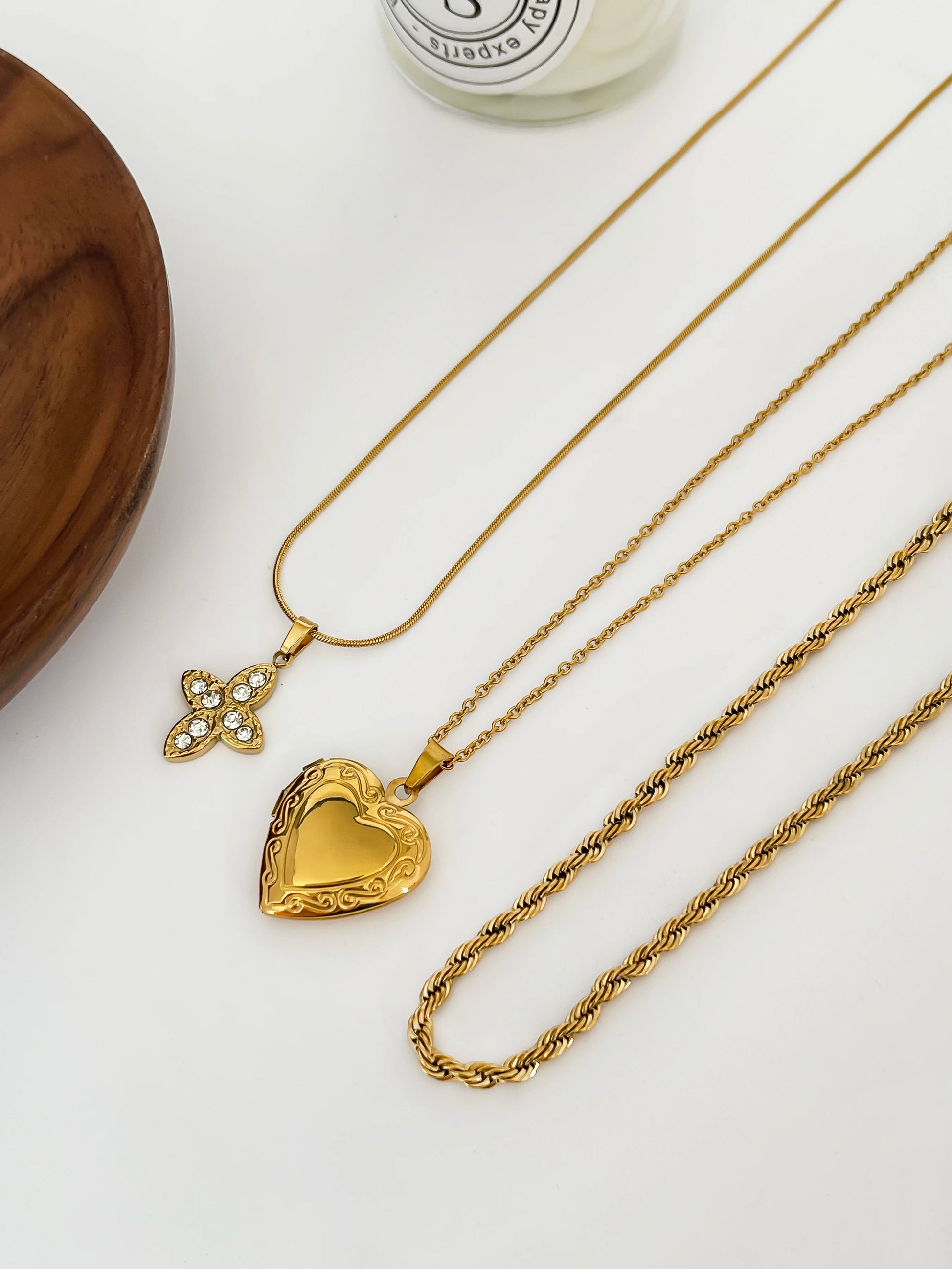 Trendy Solid Gold Color Rhinestone Cross Heart Pendant Necklace Fried Dough Twists Chain Stainless Steel Women Jewelry